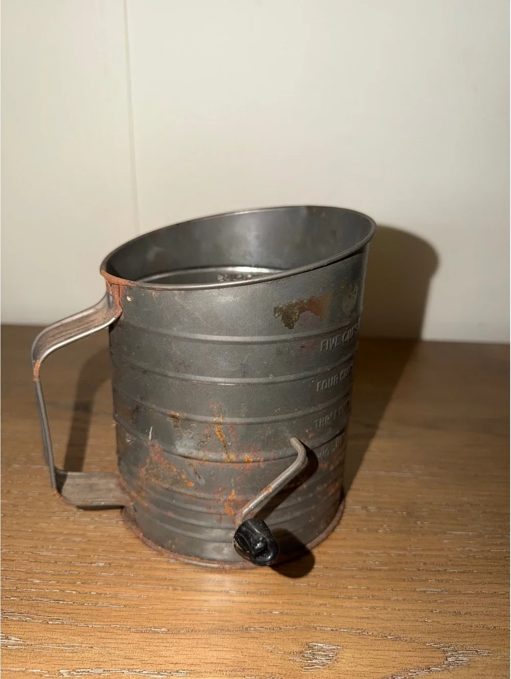 Vintage Bromwell’s 5 Cup Measuring Sifter Hand Crank Flour Sifter Farmhouse